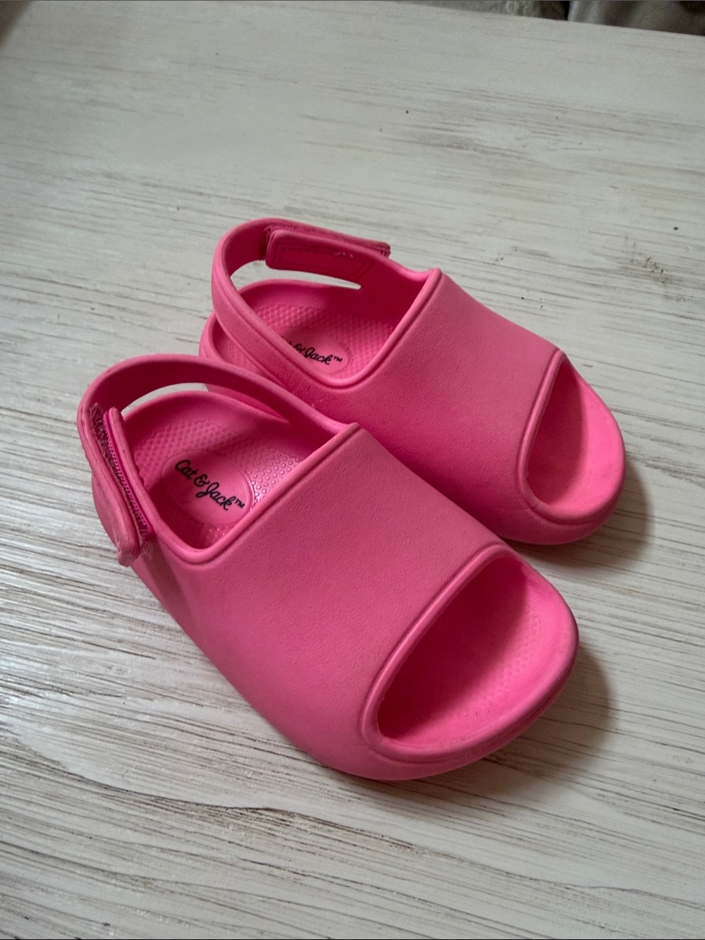 Cat & Jack Bright Pink Kids Open-Toe Sandals with Back Strap